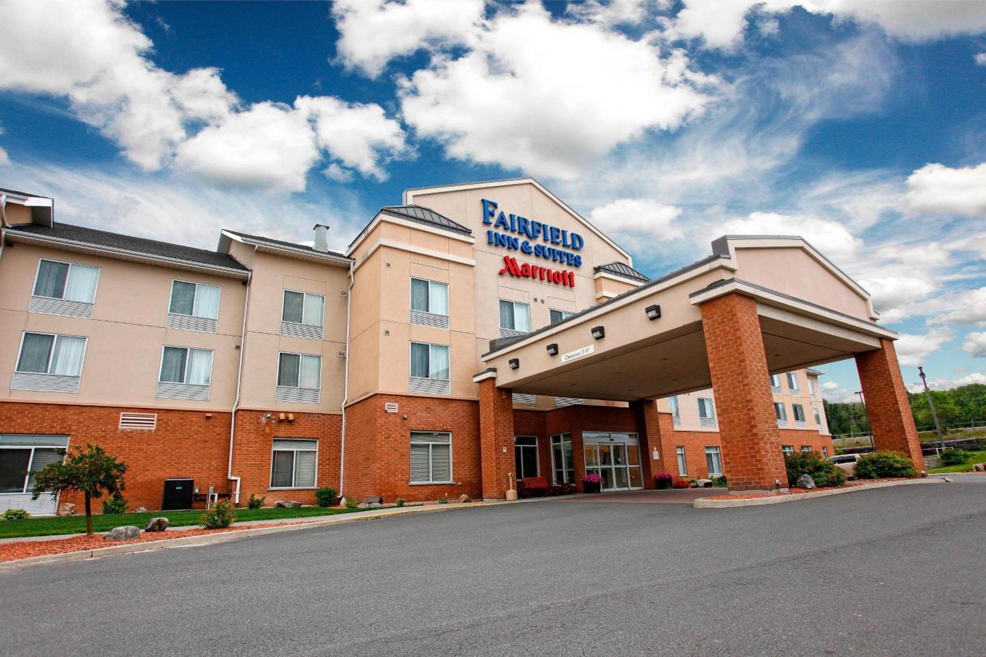 Marriott Fairfield Sudbury Hotel Exterior photo